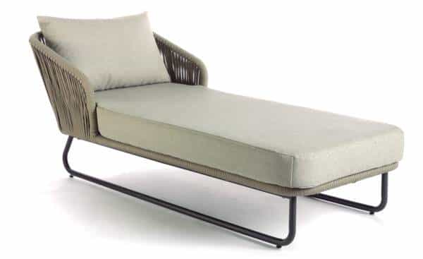 Chaise Santana