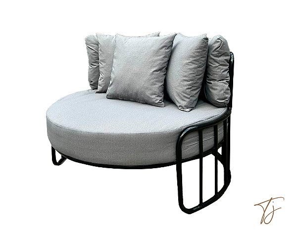 CHAISE Adelle