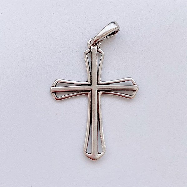 Pingente de Prata Crucifixo Vazado 3cm x 2,2cm