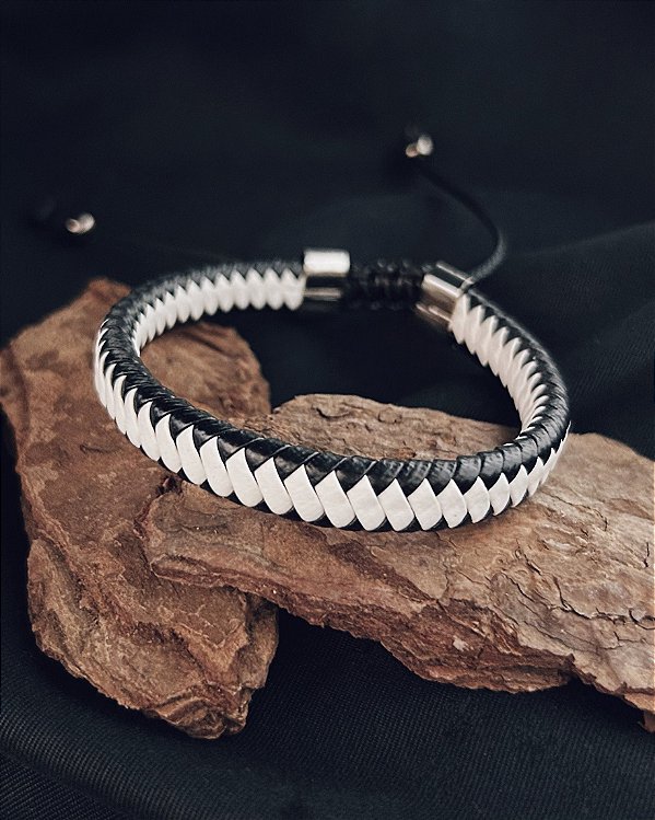 Pulseira Trançada Branca e Preta 0,9cm Ajustável - Couro