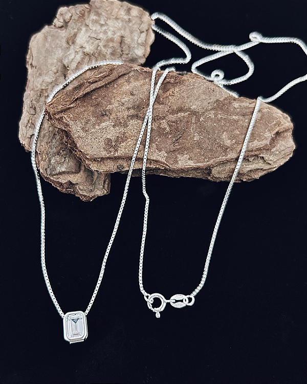 Corrente Veneziana c/ Ponto de Luz Zircônia Quadrada 70cm - Prata 925