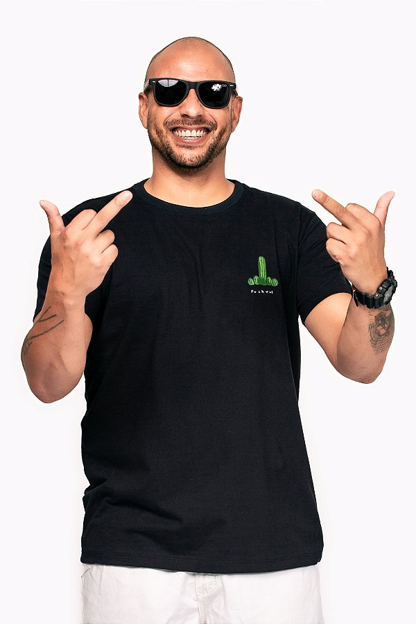 Camiseta Fucktus - preta