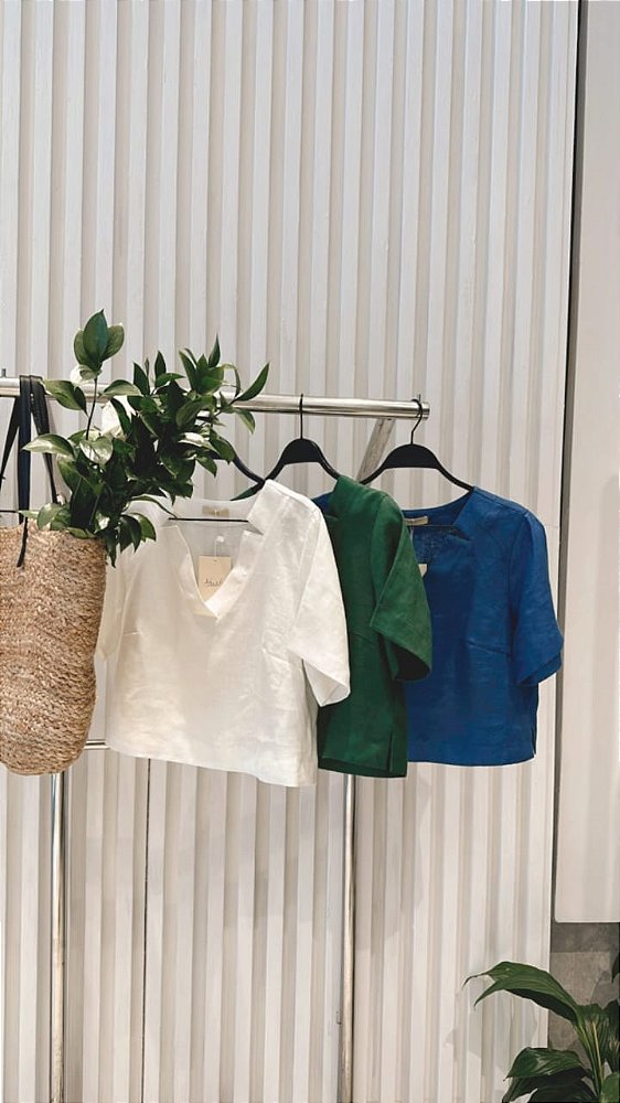 Blusa Decote V em Linho