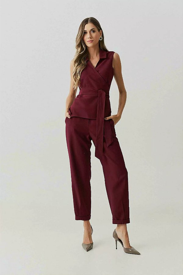 Conjunto Calça + Colete em Alfaiataria