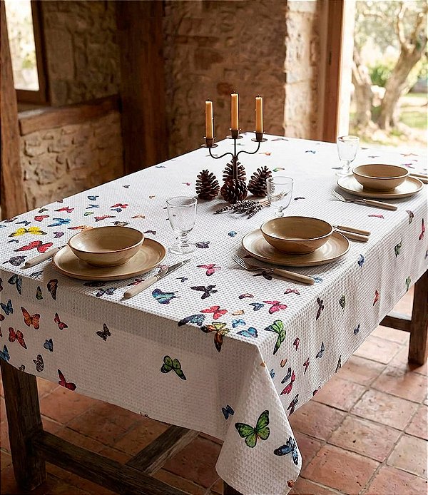 Toalha de Mesa Quadrada 6 Lugares Branca Borboletas