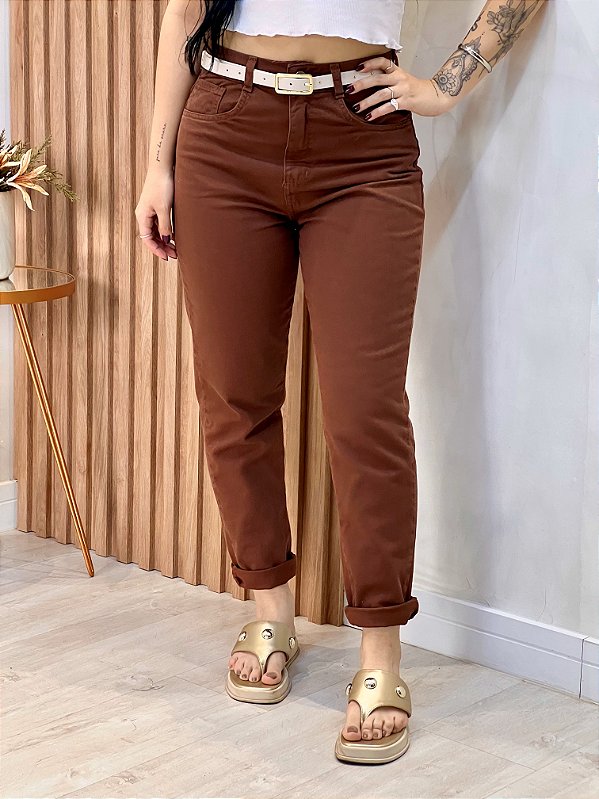 CALÇA MOM JEANS AYLA MARROM