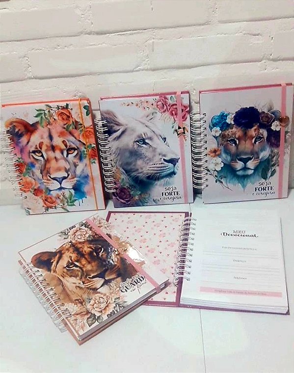 Caderno Devocional Leoa : Floral