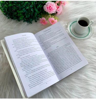 UMA MULHER SATISFEITA - REFLEXÕES SOBRE AS AFLIÇÕES E PROVAÇÕES DA VIDA