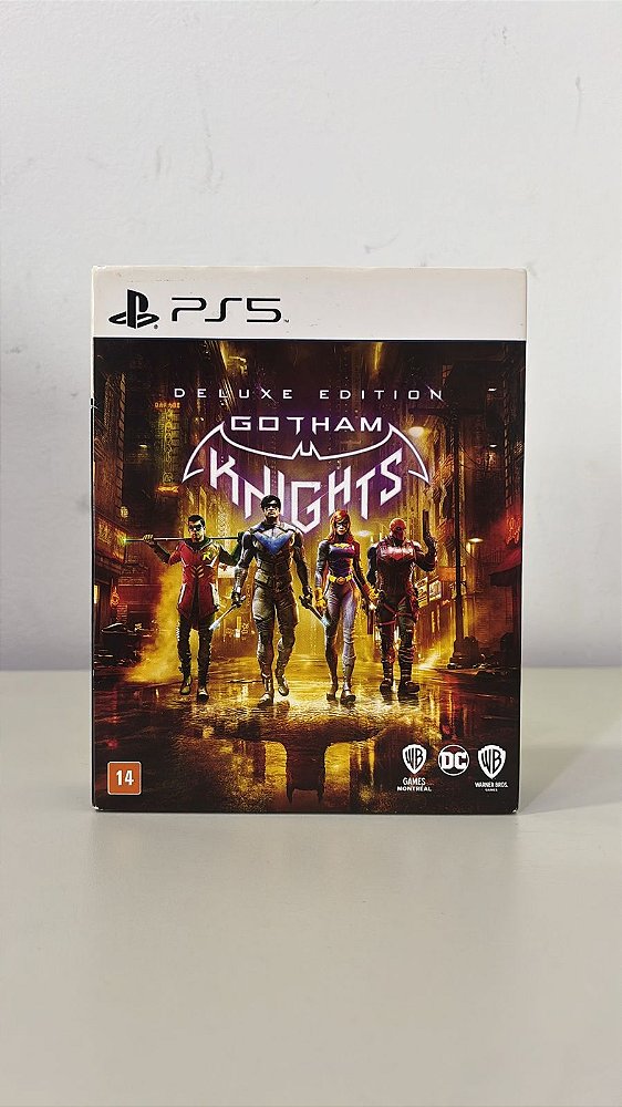 Gotham Knights Deluxe Edition PS5 Mídia Física (Usado)