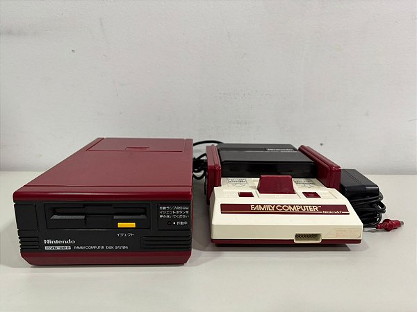 Console Nintendo Family Computer C/Famicom Disk System - Nintendinho