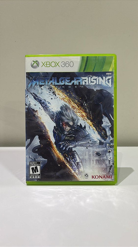 Metal Gear Rising Revengeance Xbox 360 Mídia Física (Usado)