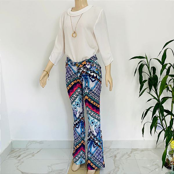 Calça Flare IMAGIVAN, SemiNova. Multicolor Estampa Geométrica