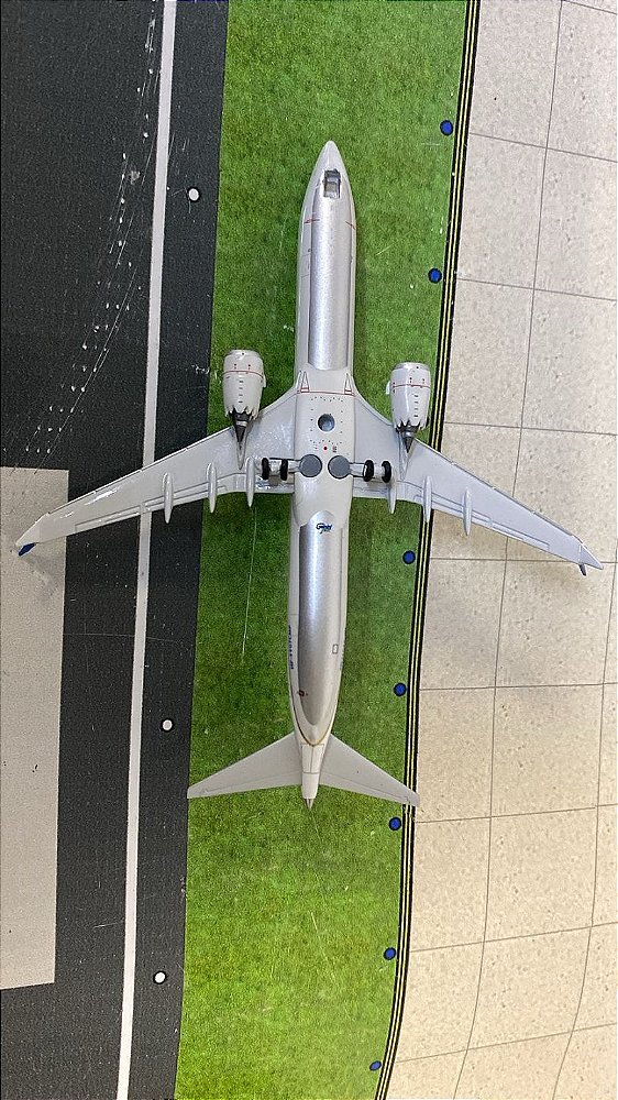 Gemini Jets 1/400 Copa Airlines B737 MAX 9 (com defeito ,sem trem de pouso)