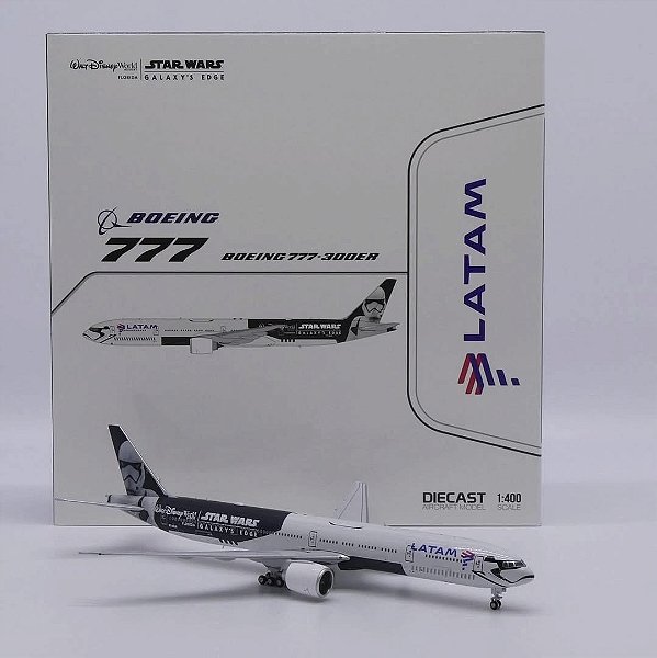JC Wings 1:400 LATAM Boeing 777-300ER "Star Wars" (pré-venda)