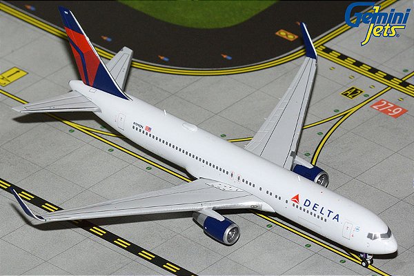 Gemini Jets: 1/400 Delta Air Lines B767-300ER(W)