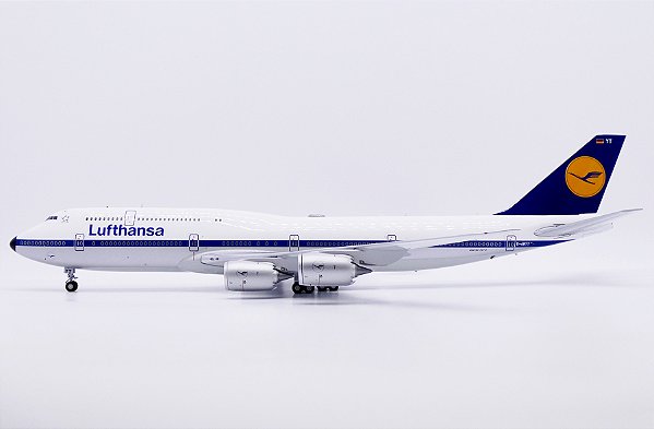 JC Wings 1:200 Lufthansa Boeing 747-8 "Retro" D-ABYT (pré-venda)