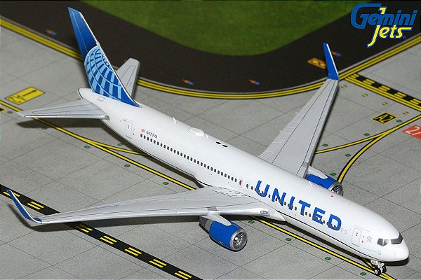 GeminiJets 1:400 United Airlines Boeing B767-300ER N670UA