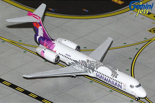 GeminiJets 1:400 Hawaiian Airlines B717-200 N494HA ("Koa'e Kea") (pré-venda)