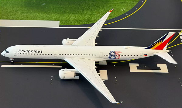 Phoenix- 1:400 -Philippine Airlines Airbus A350-1000 ("85 Years")