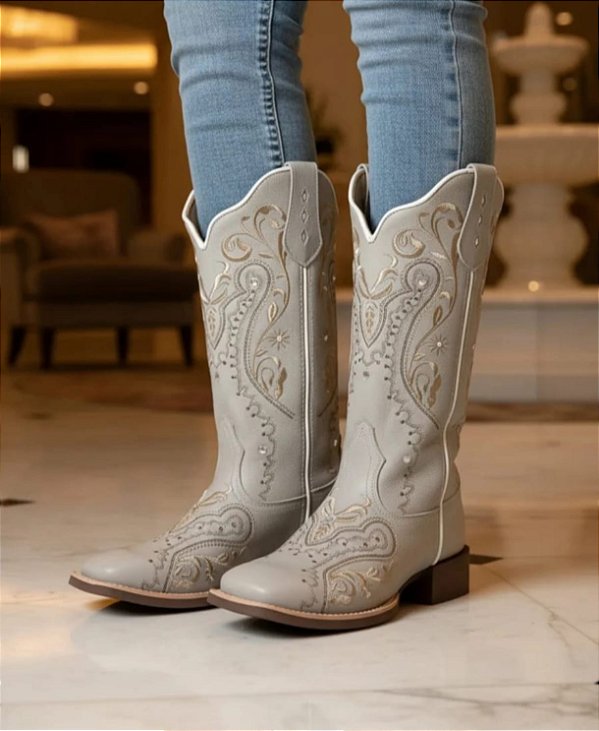 Bota Couro Branco OffWhite Cano Longo Bordado Florencia