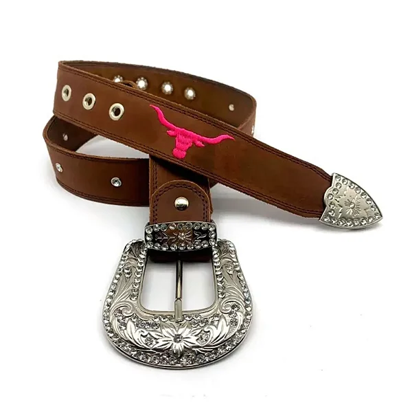 Cinto Tourinho - Couro Crazy Horse Nescau | Bordado Rosa Produto sob encomenda.