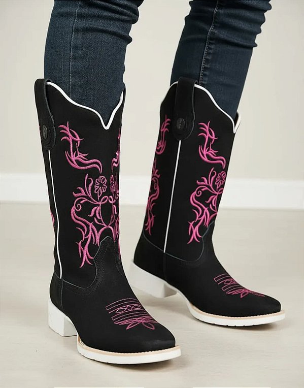 Bota Texana Couro Nobuck Preto| Bordado Rosa Sola Branca / Produto sob encomenda.