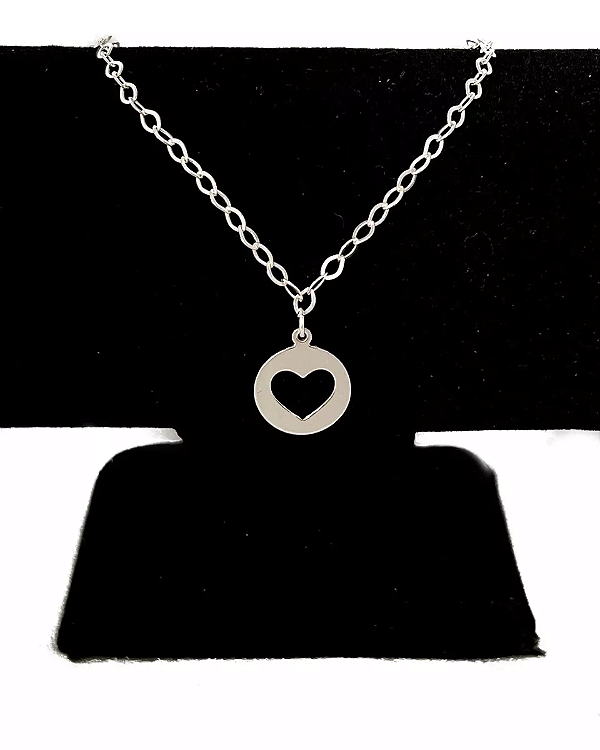 Pulseira com Pingente Coração Vazado em Prata 925
