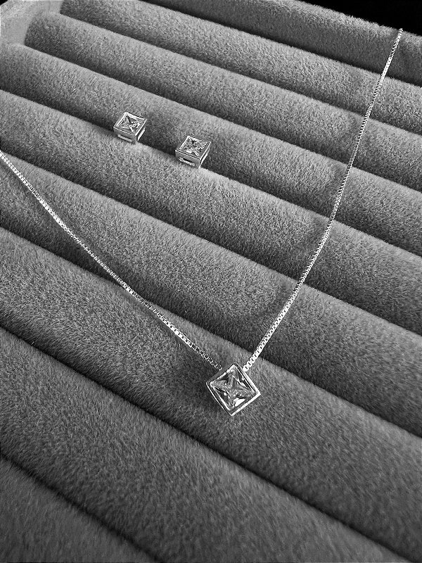 Conjunto Colar e Brincos Quadrado com Zircônia em Prata 925