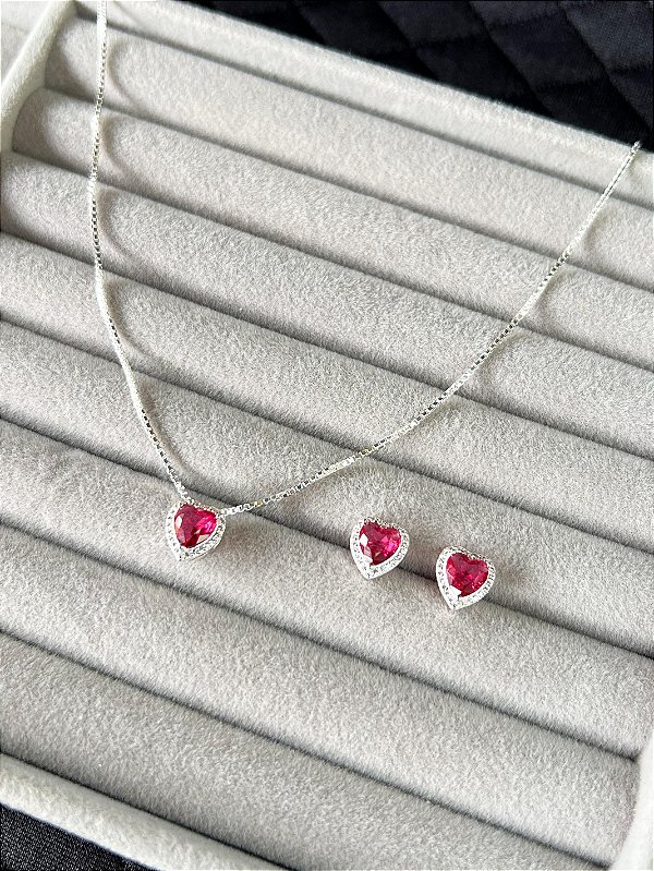 Conjunto de Colar e Brincos Cravejado Pedra Coração Rosa Prata 925