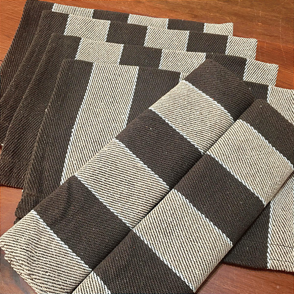 Jogo Americano para 6 lugares em Jacquard