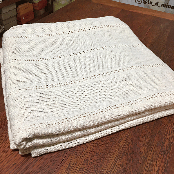 Toalha de Mesa Vazada em Tear 1,50X2,50 – em algodão