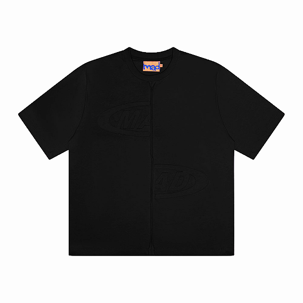 Camiseta MAD Enlatados Portal Bordado Preto