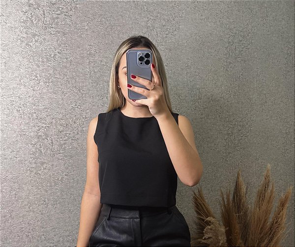 CROPPED EM ALFAIATARIA PRETO