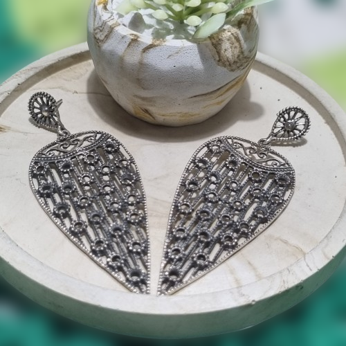 Maxi Brinco Longo Gota Invertida Trabalhada Prata 925