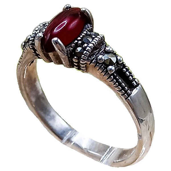 Anel Solitário De Prata 925 Com Marcassitas e Ágata Vermelha No. 16