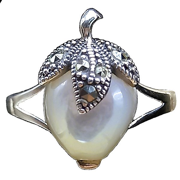 Anel Pineberry De Prata 925 Com Marcassitas e Madrepérola No. 17