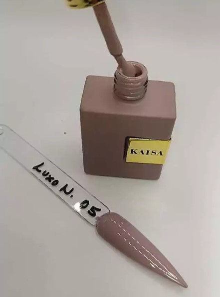 ESMALTE EM GEL COLEÇAO NUDE LUXO COR 05 KAISA 15ML
