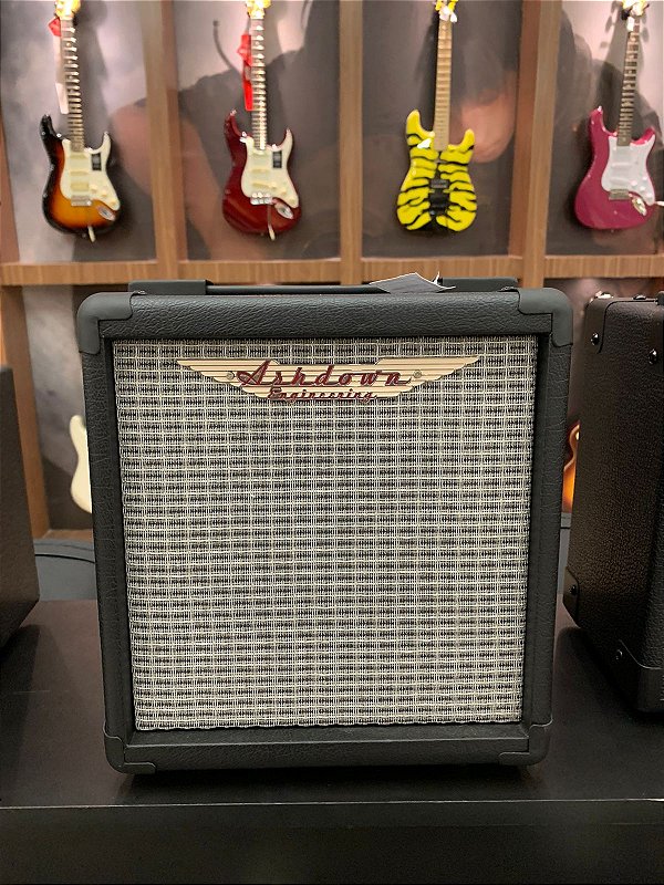 Amplificador p/ Baixo Ashdown Studio Tour Bus 10W   (OUTLET)