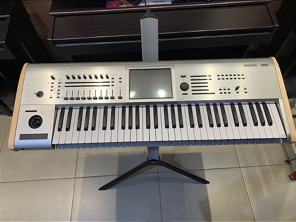 KORG TECLADO WORKSTATION KRONOS2-61 TITANIUM   (OUTLET)