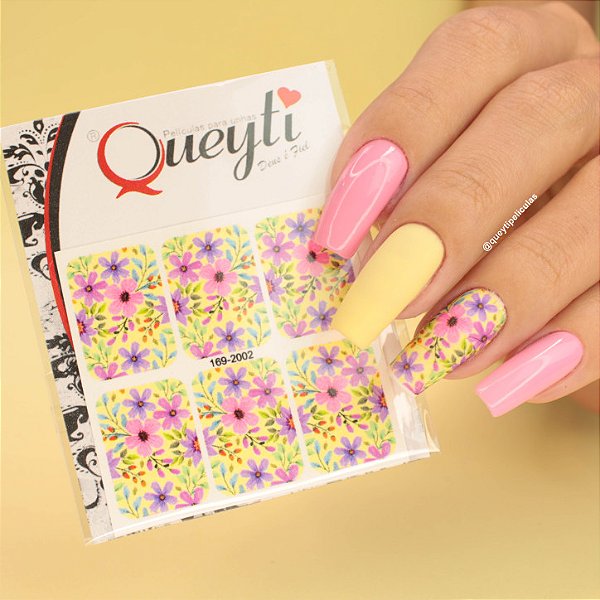 Adesivos de unhas floral lilás e rosa com fundo amarelinho A169