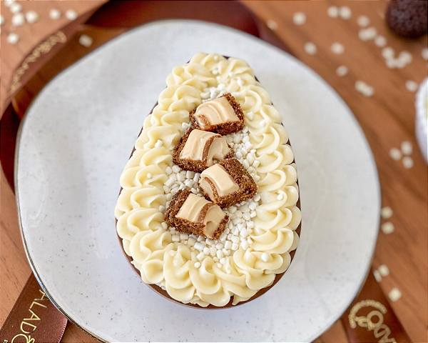 Ovo de Páscoa de Colher Kinder Bueno