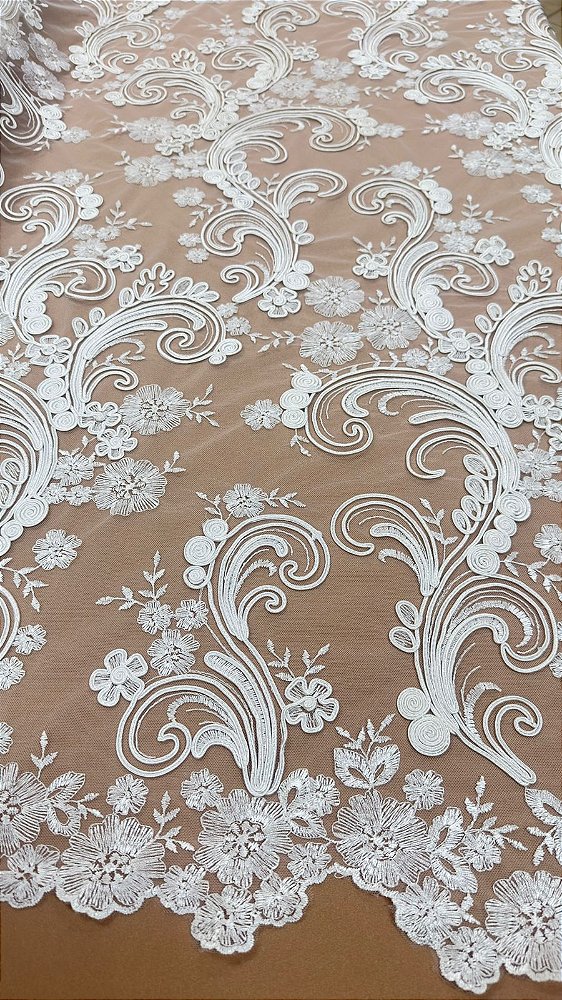 Tule bordado floral sem pedraria off white -1,30cm larg.