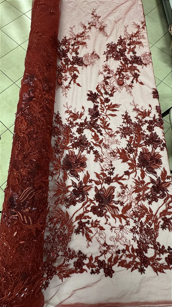 Tule bordado com pedrarias,Marsala 130 cm composição 100% Poliamida.