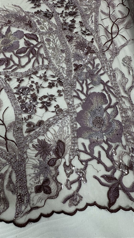 Tule bordado barrado com pedrarias,Rose 130 cm composição 100% Poliamida.