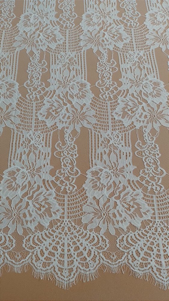Tecido Renda Chantilly off white un-300x145