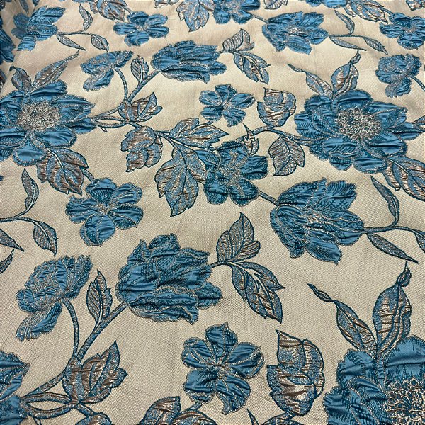 Tecido Jacquard Bordado com Relevo Floral Rose/Azul