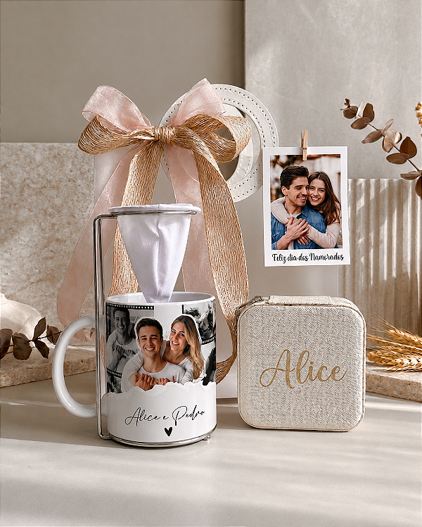 Sacola com caneca e porta jóias personalizado Namorados