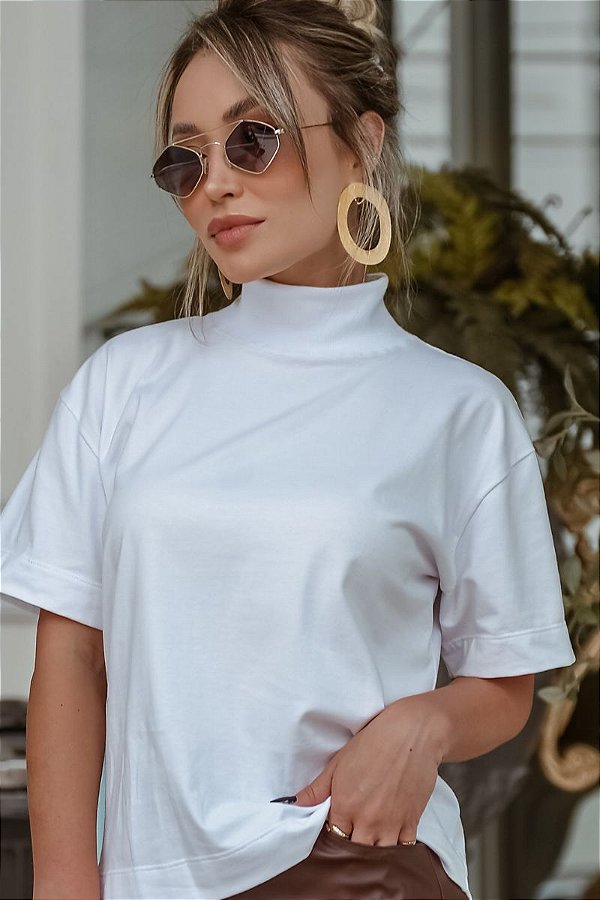 Básica Feminina Em Malha Menegotti Gola Alta  Linha Premium