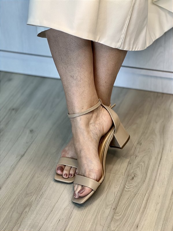 Salto Gabrielle | Couro nude salto bloco