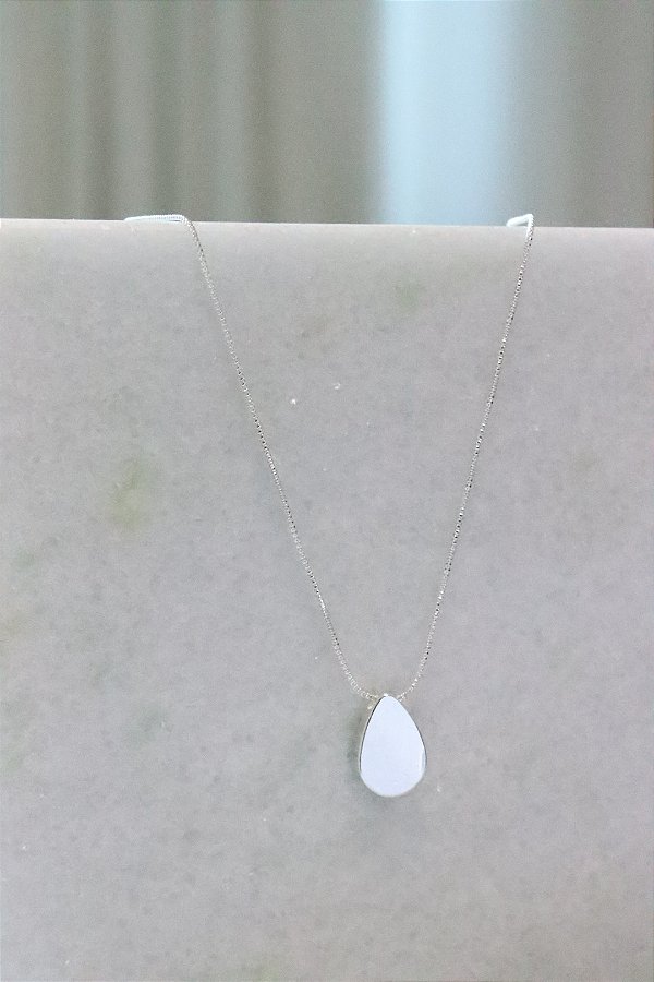Colar gota metal • folheado a prata